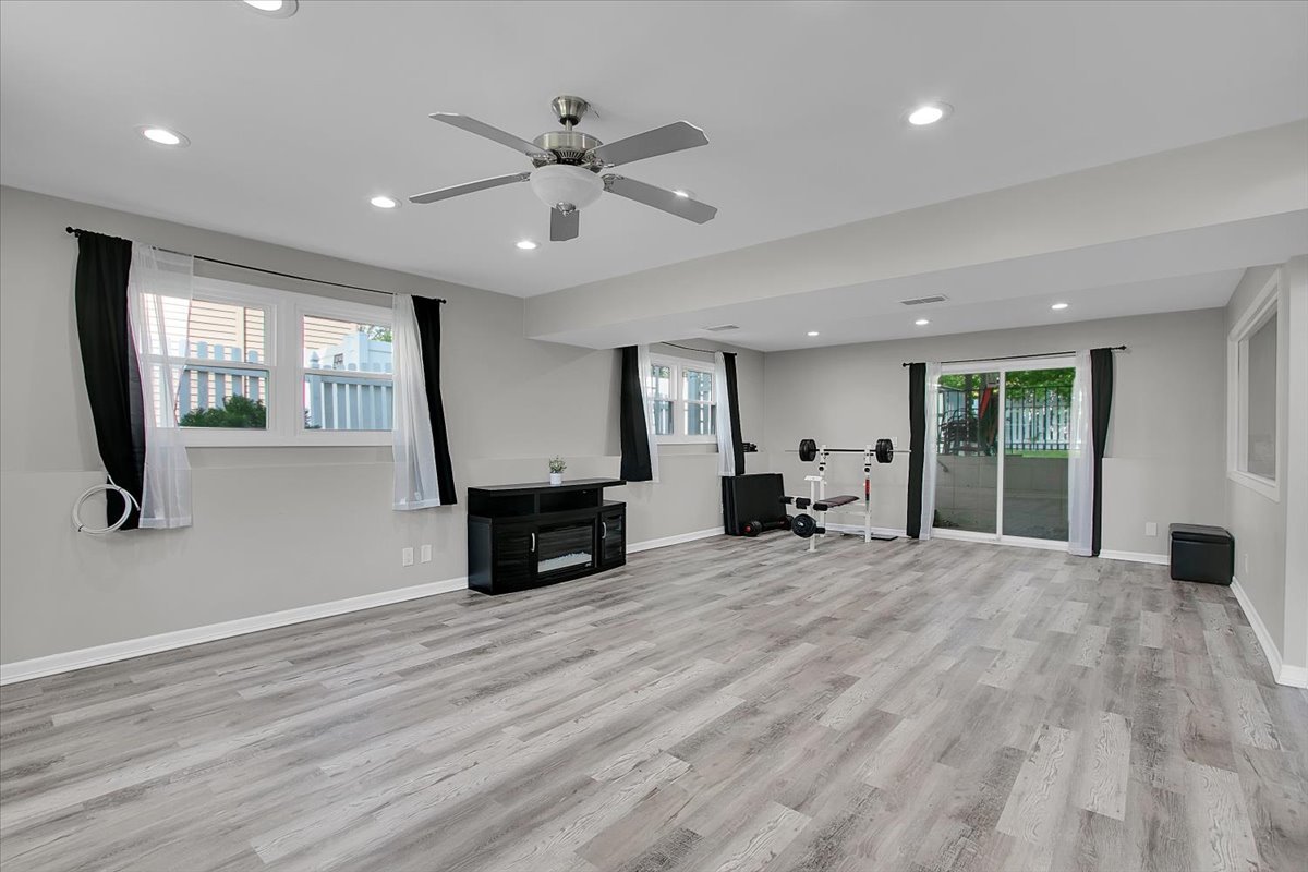 2080 Maplewood Circle Naperville IL 60563