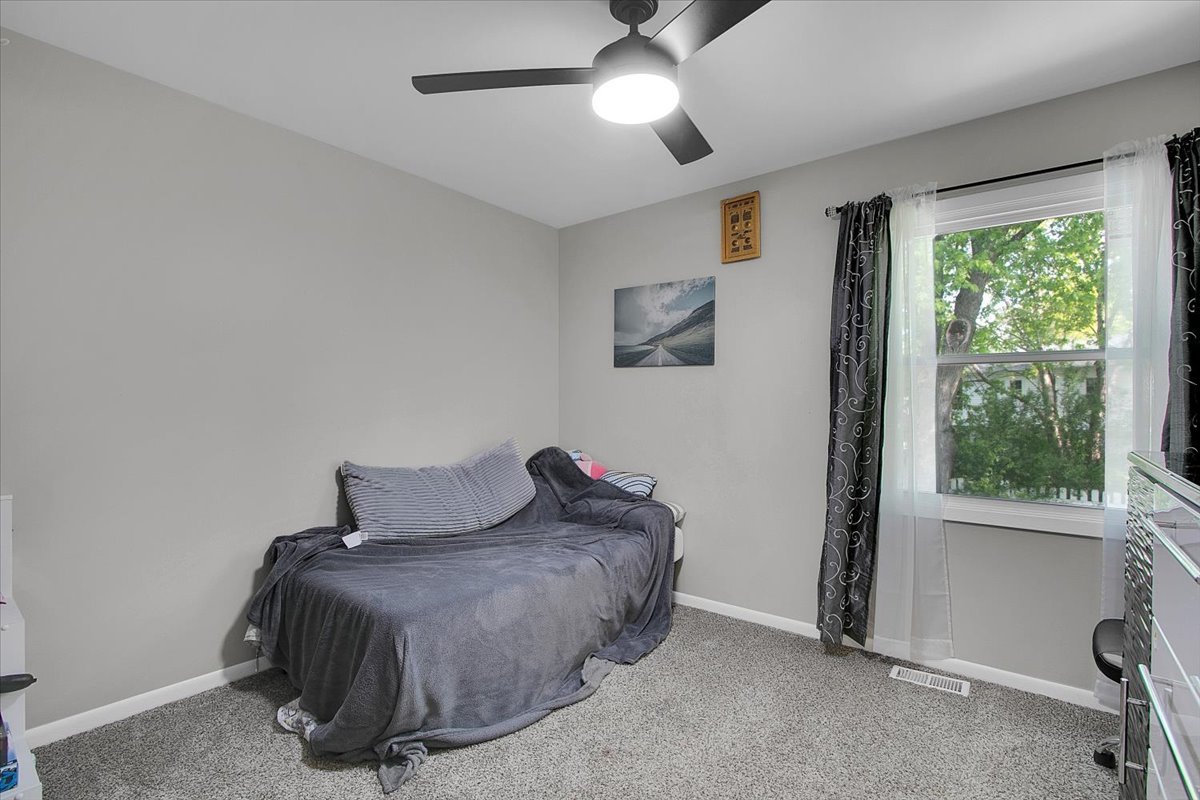 2080 Maplewood Circle Naperville IL 60563