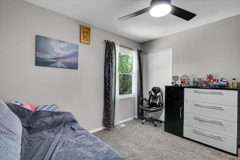 2080 Maplewood Circle Naperville IL 60563