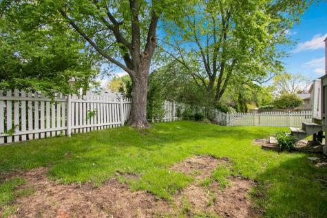 2080 Maplewood Circle Naperville IL 60563