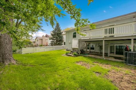 2080 Maplewood Circle Naperville IL 60563