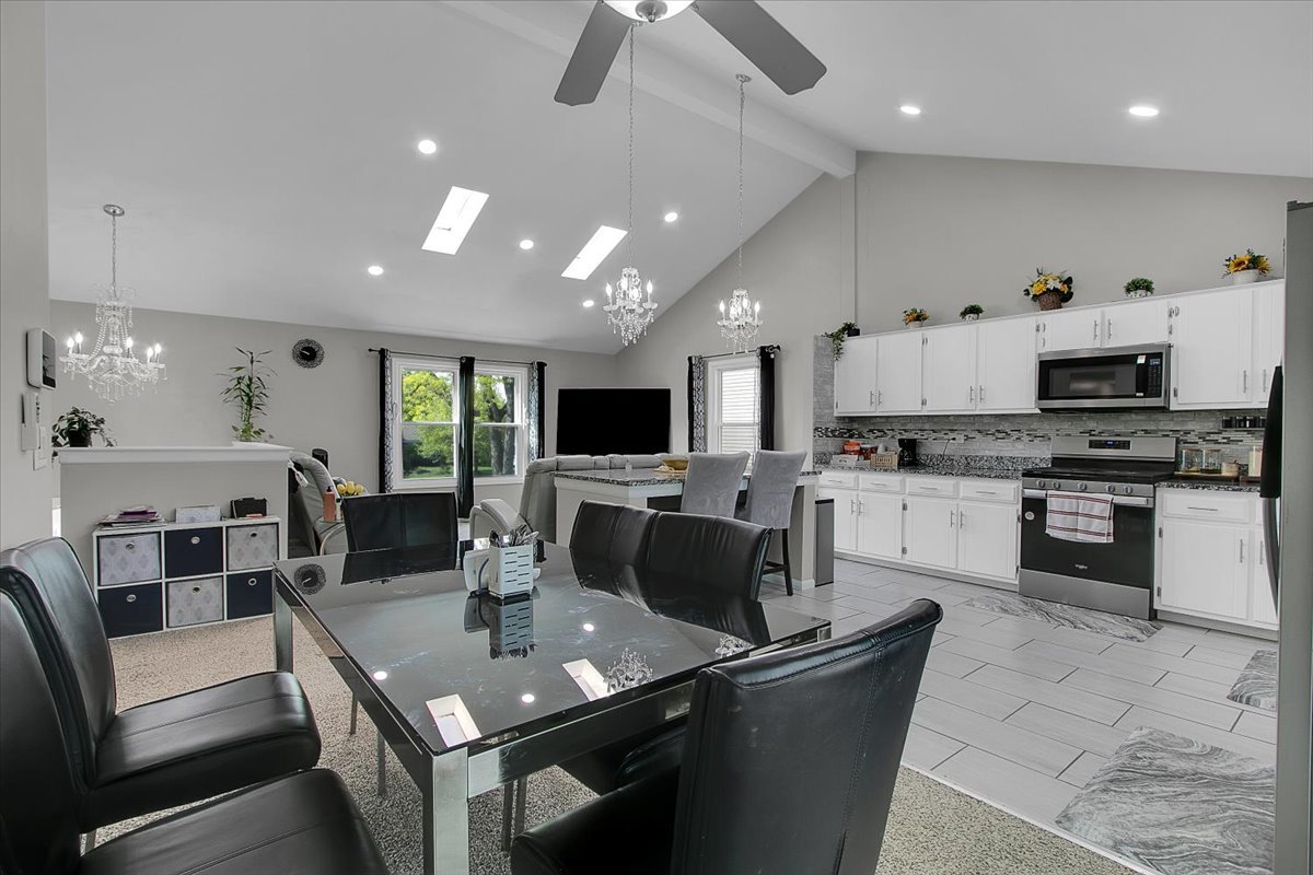 2080 Maplewood Circle Naperville IL 60563