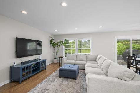 2518 North Ridge Avenue Arlington Heights IL 60004