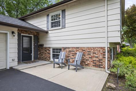 2518 North Ridge Avenue Arlington Heights IL 60004