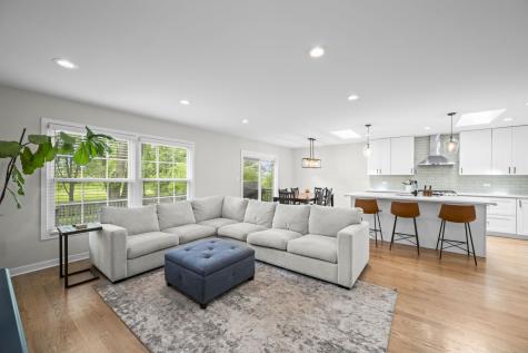 2518 North Ridge Avenue Arlington Heights IL 60004