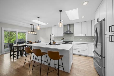 2518 North Ridge Avenue Arlington Heights IL 60004