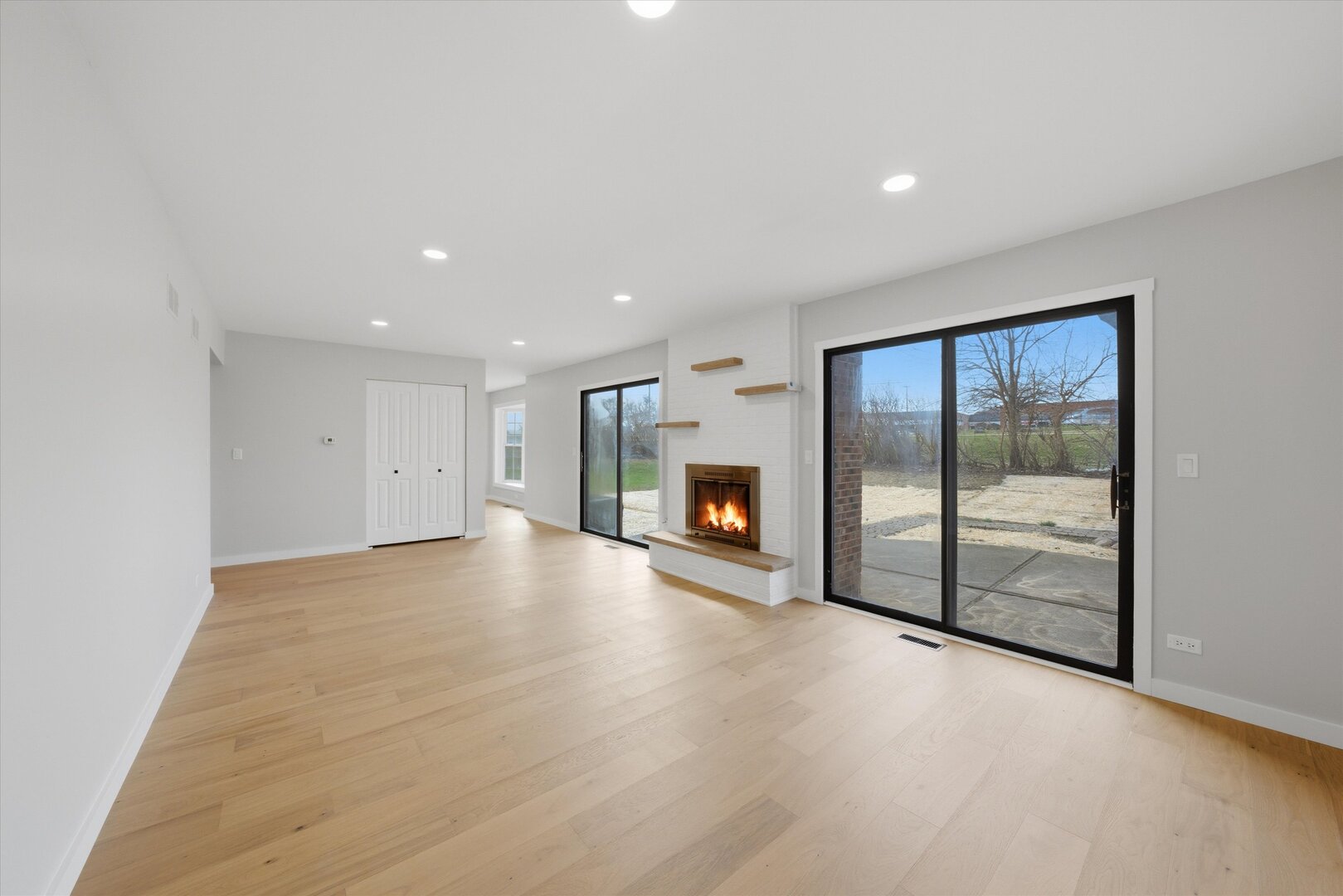 6S656 Avon Court Naperville IL 60540