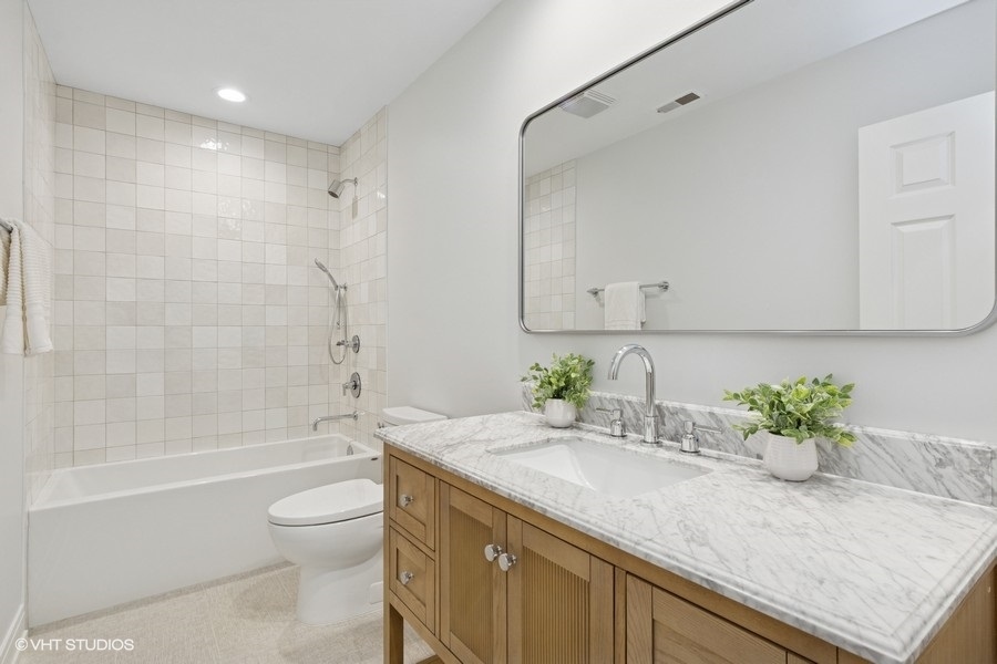 1412 South Prairie Avenue Chicago IL 60605