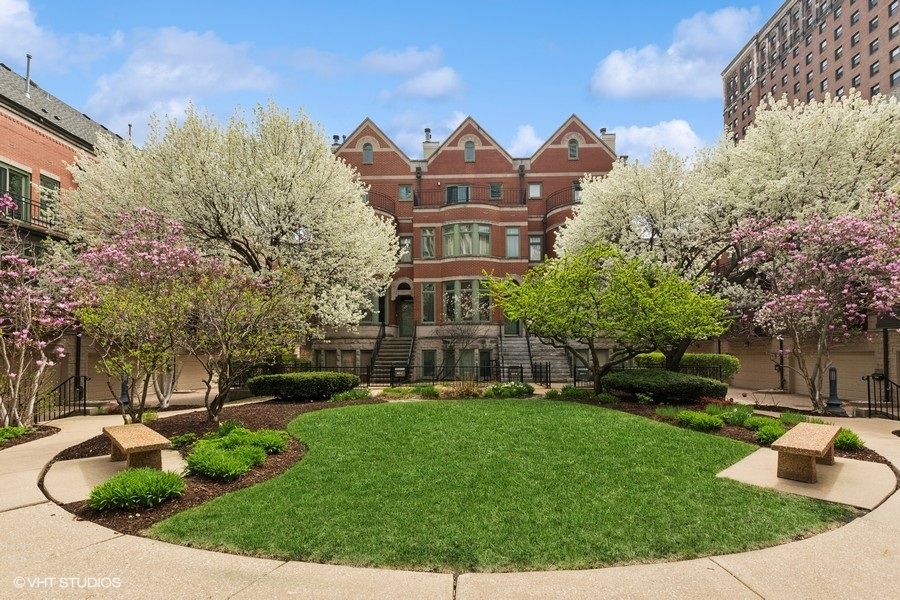 1412 South Prairie Avenue Chicago IL 60605