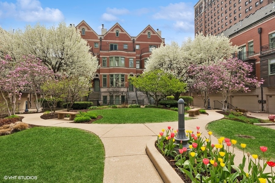1412 South Prairie Avenue Chicago IL 60605
