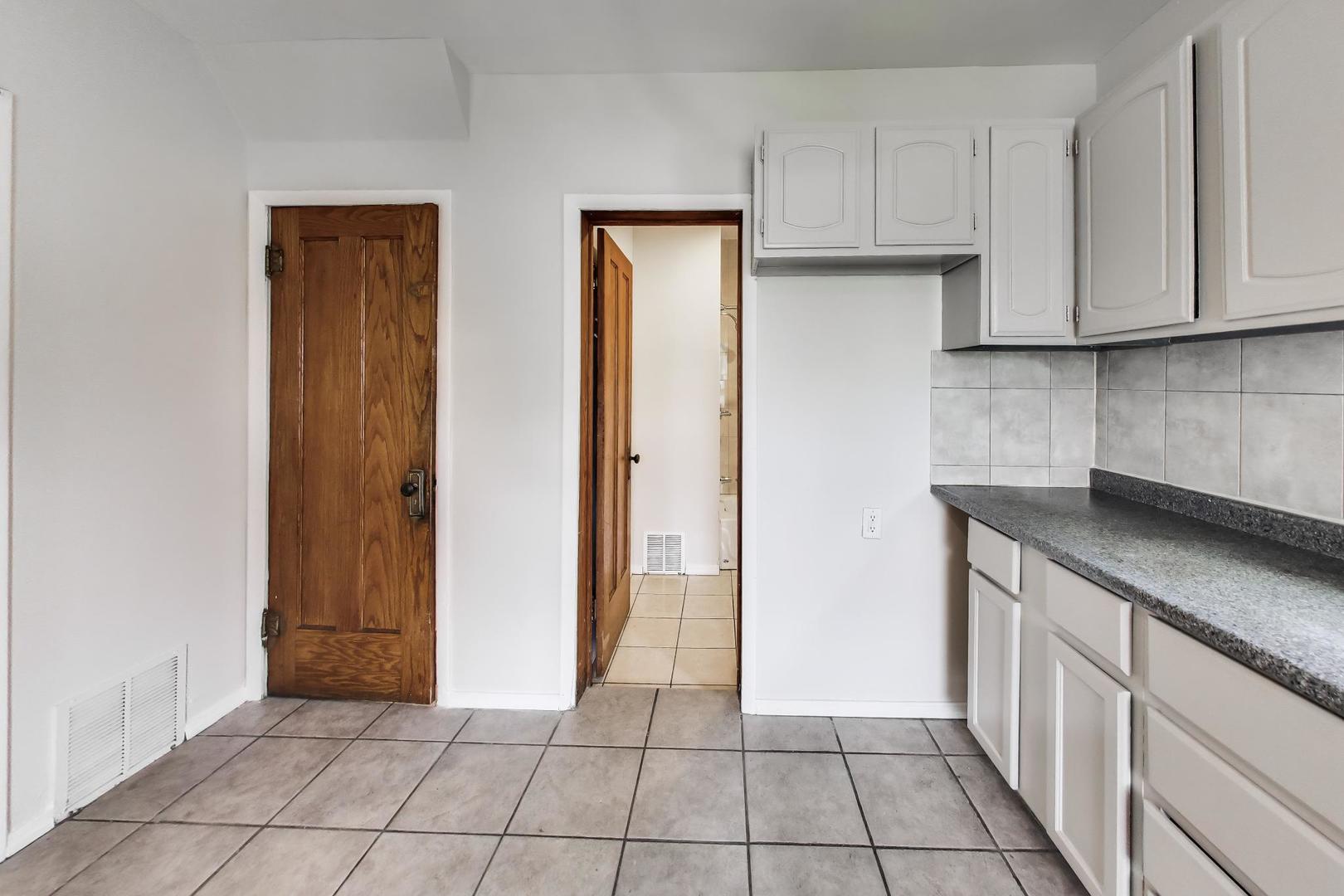 2728 North Major Avenue Chicago IL 60639