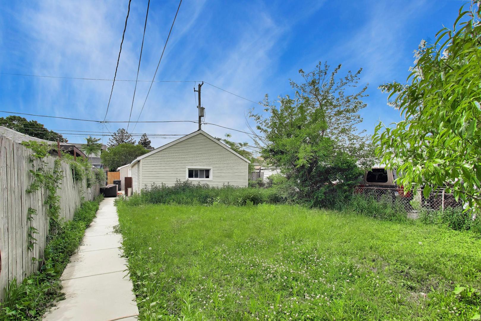 2728 North Major Avenue Chicago IL 60639