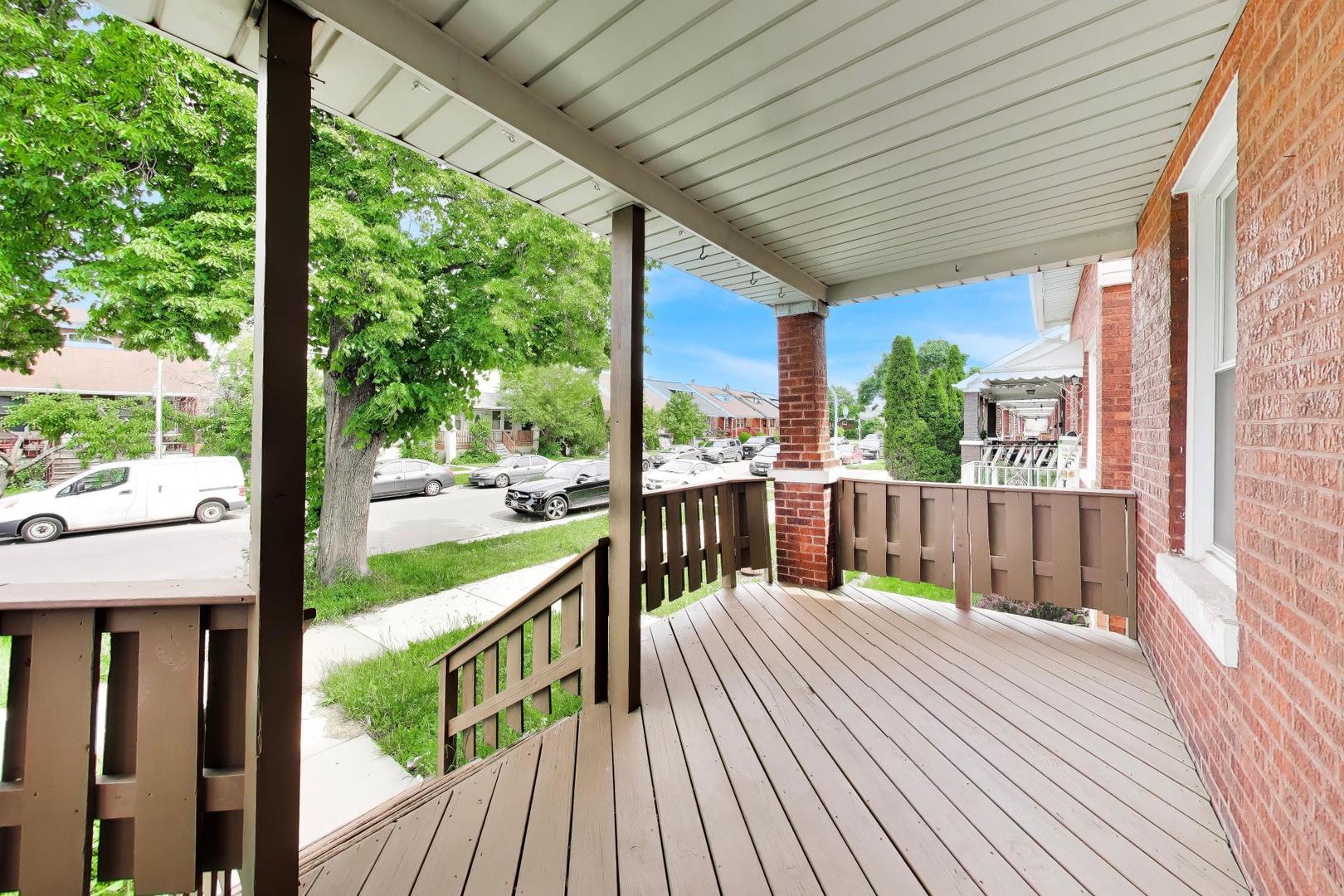 2728 North Major Avenue Chicago IL 60639