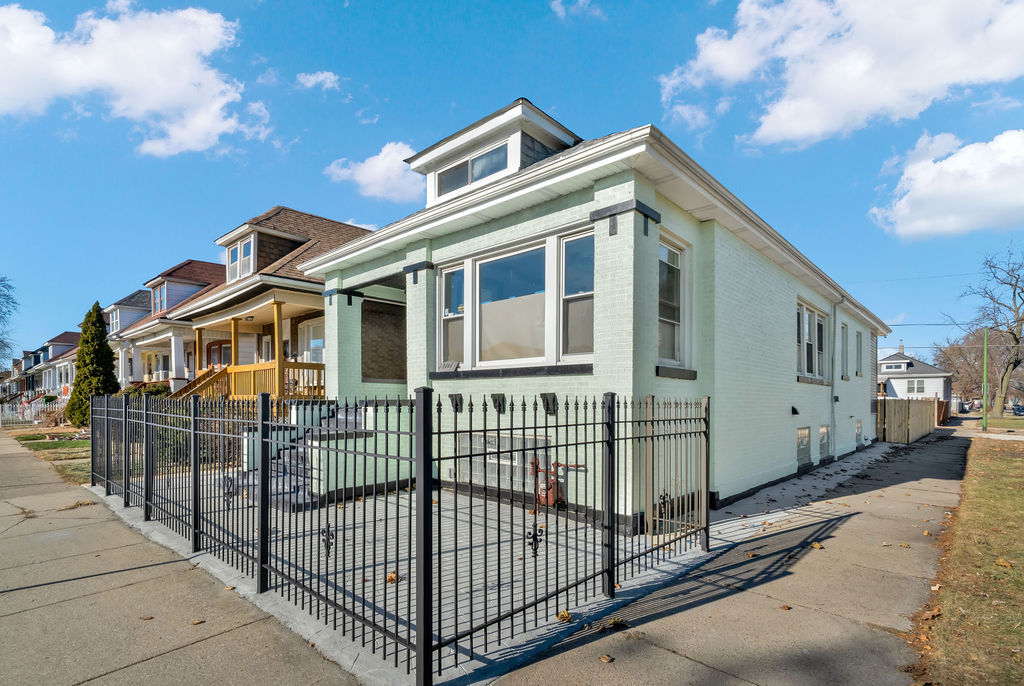 1444 West 72nd Place Chicago IL 60636