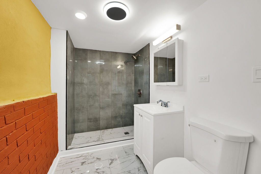 1444 West 72nd Place Chicago IL 60636