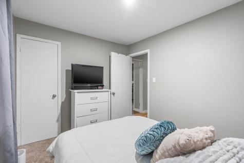 1143 Ridgeway Avenue Aurora IL 60506