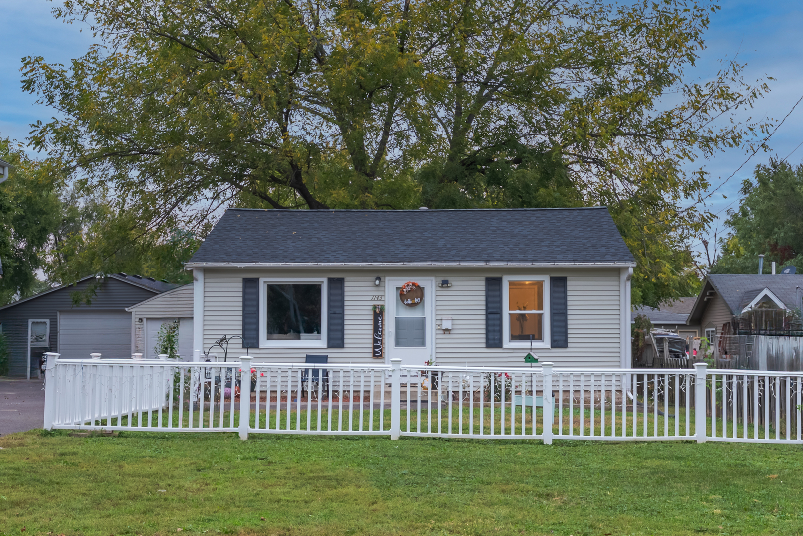 1143 Ridgeway Avenue Aurora IL 60506