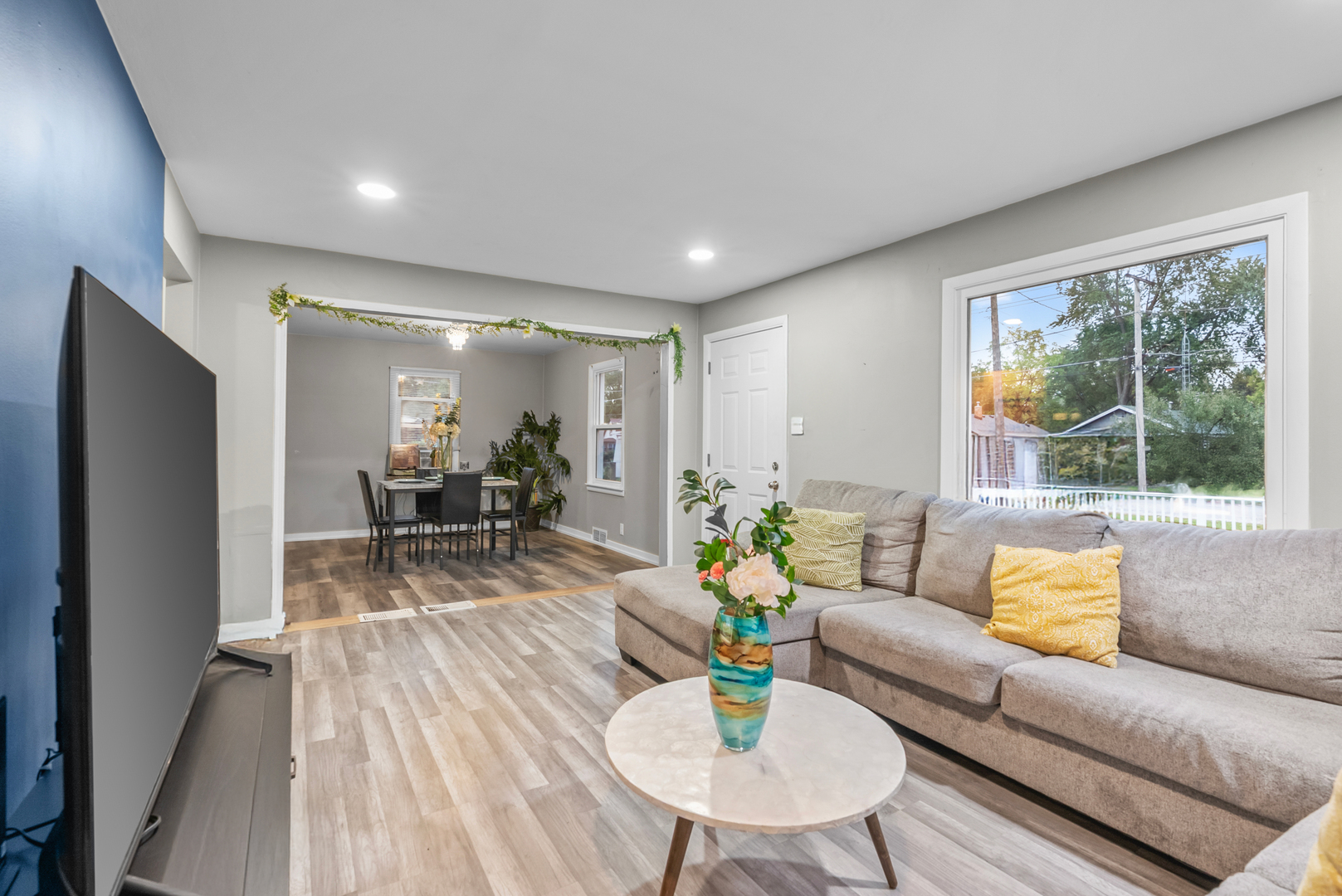 1143 Ridgeway Avenue Aurora IL 60506