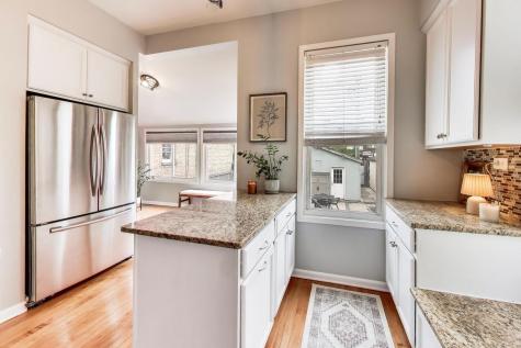 3354 West Pensacola Avenue Chicago IL 60618