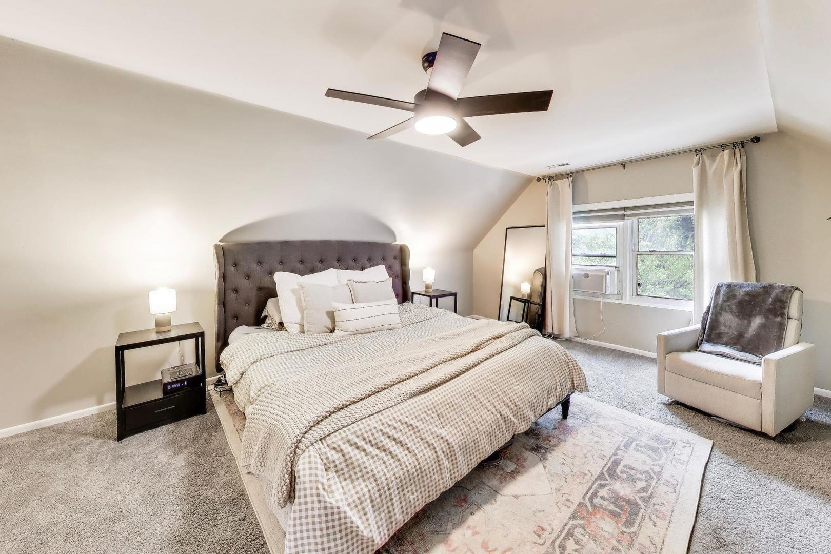 3354 West Pensacola Avenue Chicago IL 60618