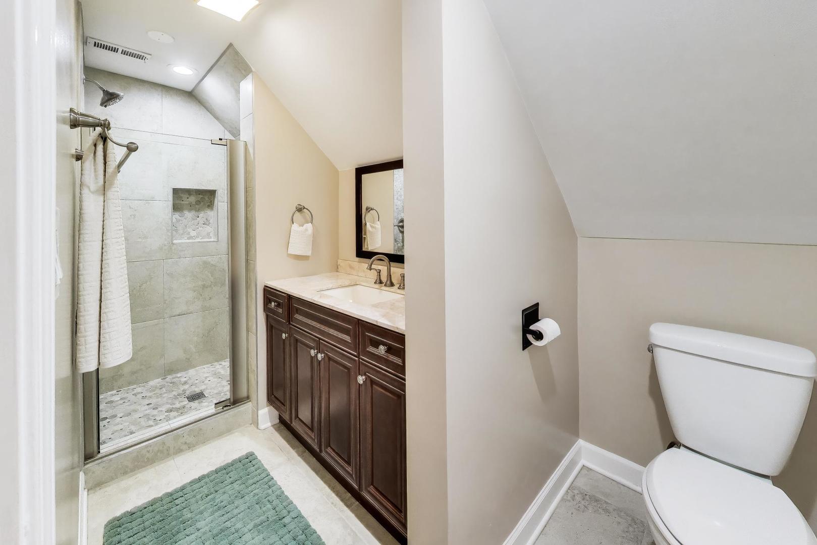 3354 West Pensacola Avenue Chicago IL 60618