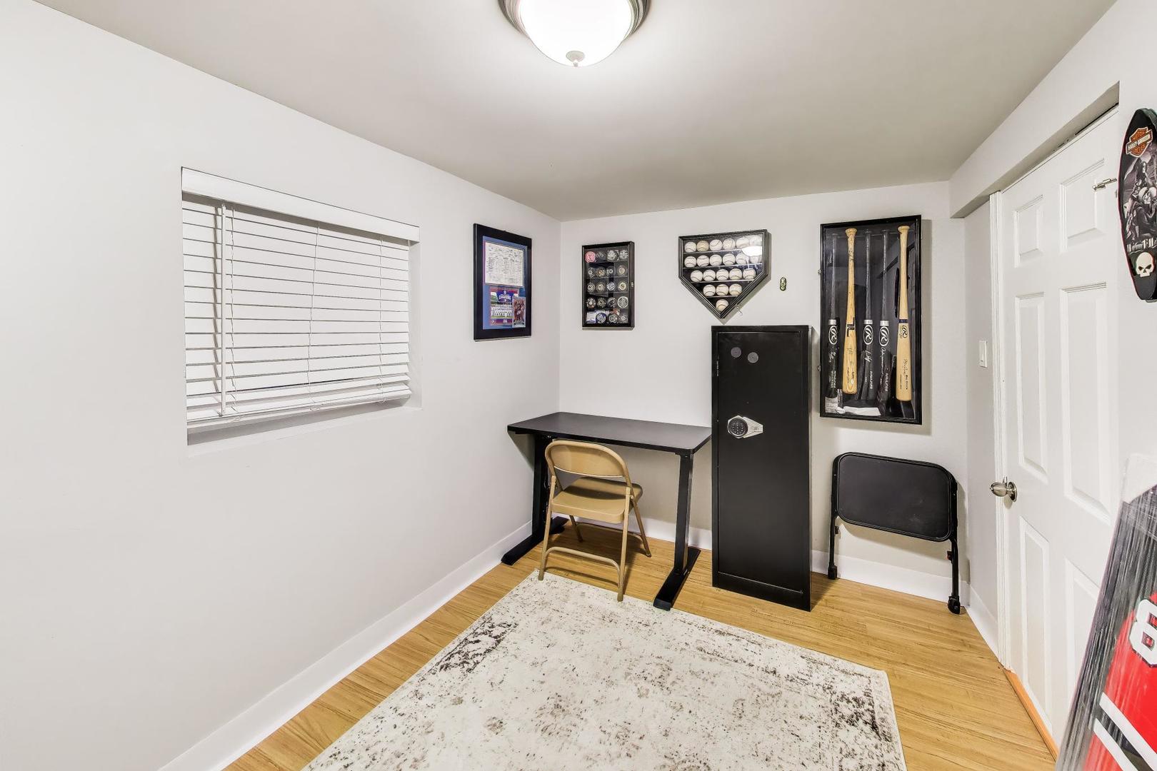 3354 West Pensacola Avenue Chicago IL 60618