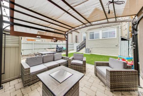 3354 West Pensacola Avenue Chicago IL 60618