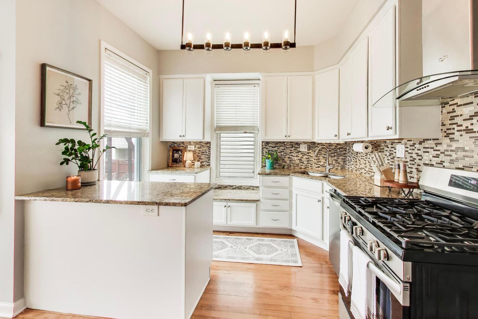 3354 West Pensacola Avenue Chicago IL 60618