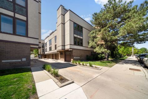 425 South Oak Park Avenue Oak Park IL 60302