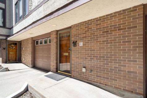 425 South Oak Park Avenue Oak Park IL 60302