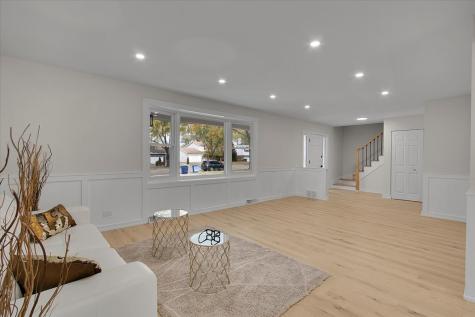1109 71ST Street Darien IL 60561
