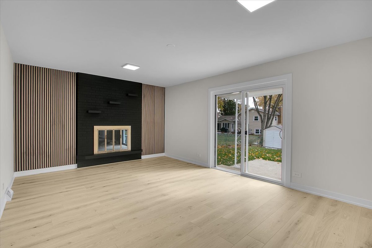 1109 71ST Street Darien IL 60561