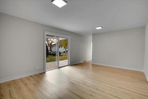 1109 71ST Street Darien IL 60561