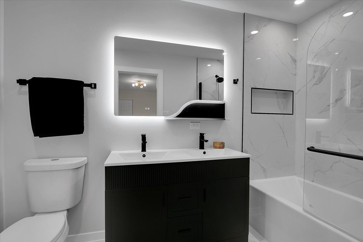 1109 71ST Street Darien IL 60561