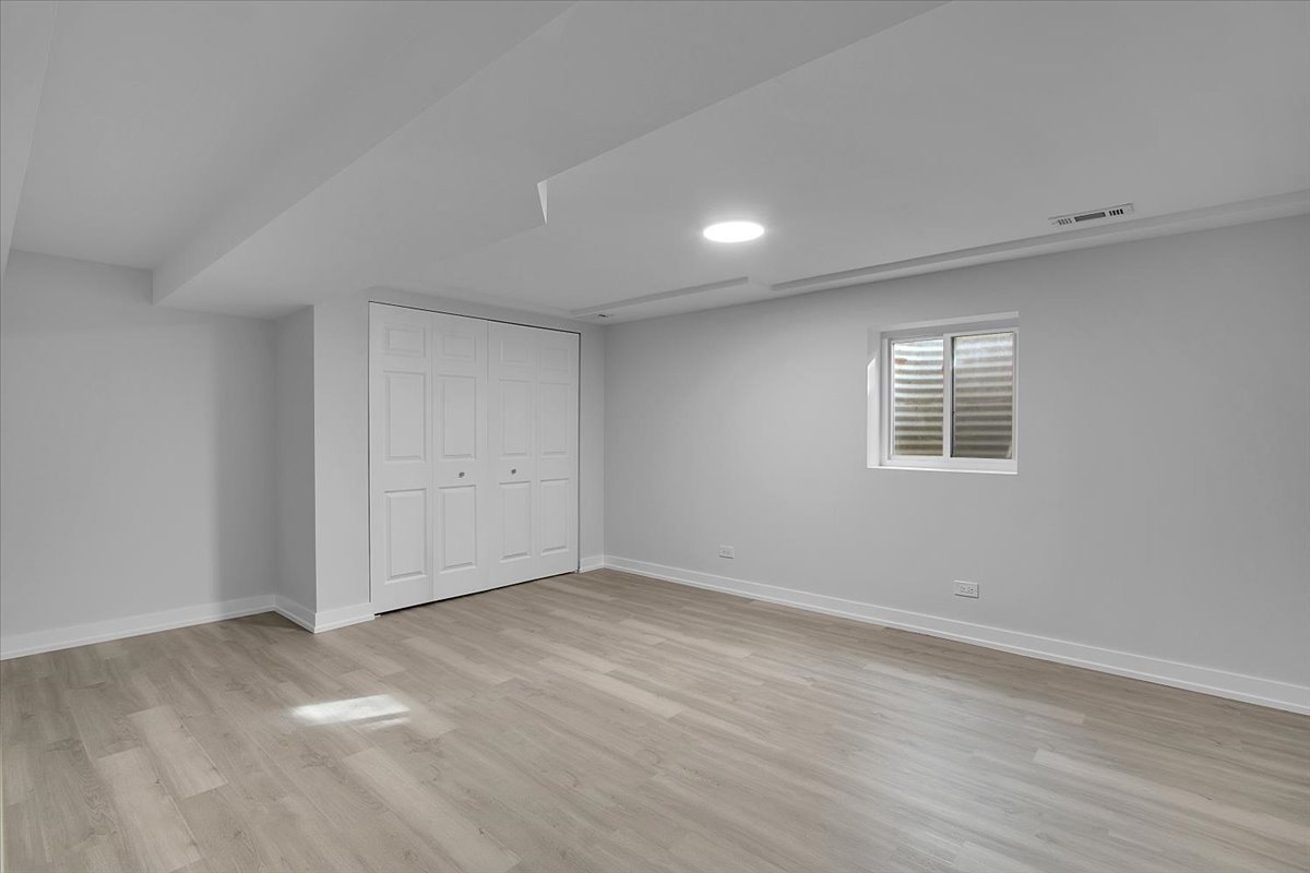 1109 71ST Street Darien IL 60561