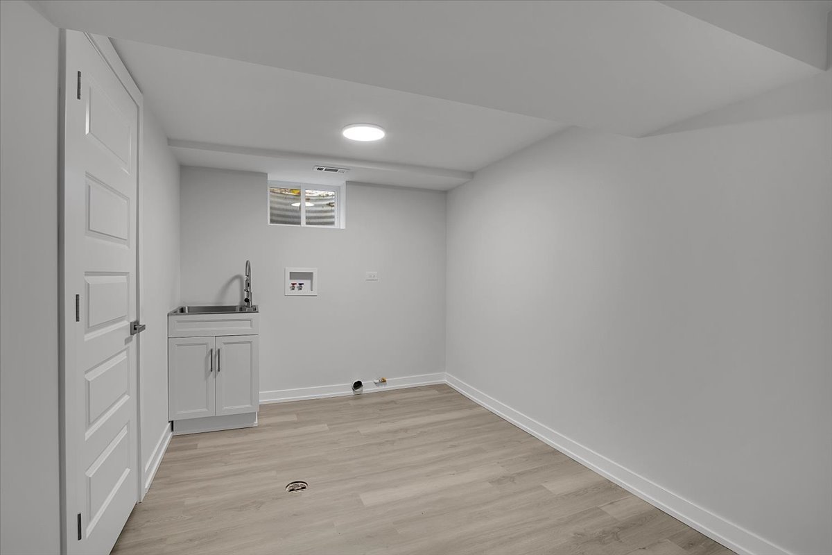 1109 71ST Street Darien IL 60561