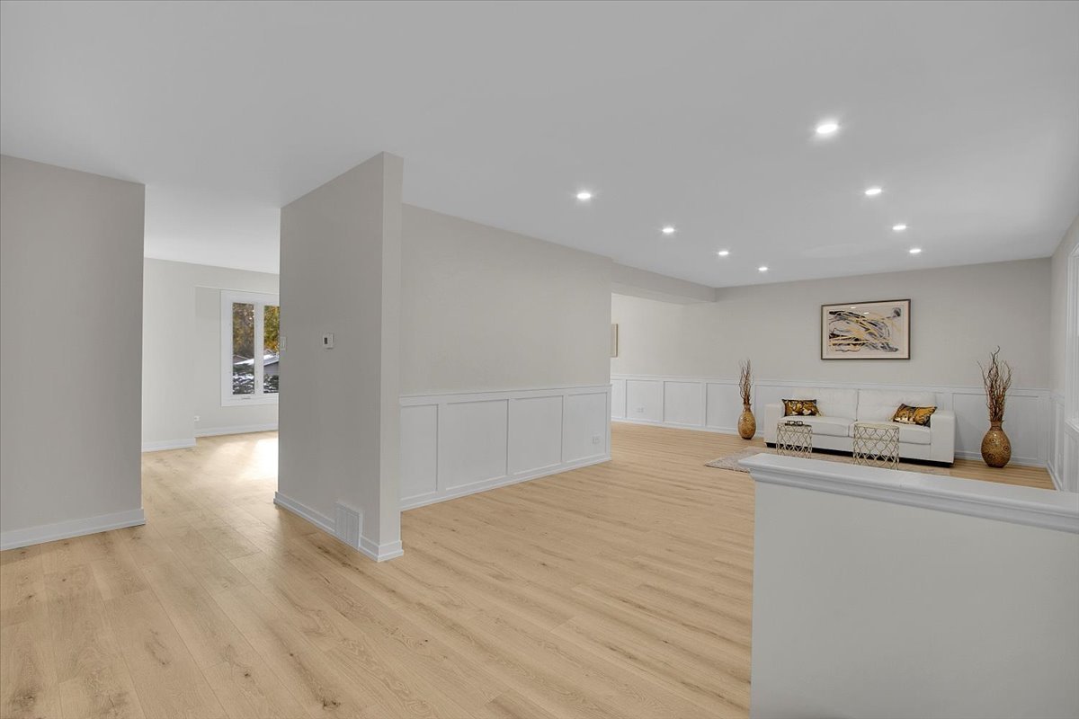 1109 71ST Street Darien IL 60561