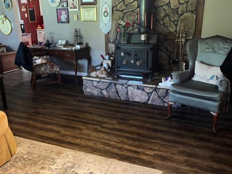17376 Garrett Road Johnston City IL 62951