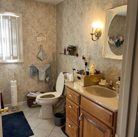 17376 Garrett Road Johnston City IL 62951