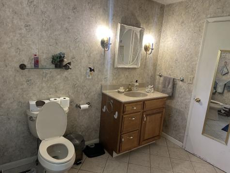 17376 Garrett Road Johnston City IL 62951