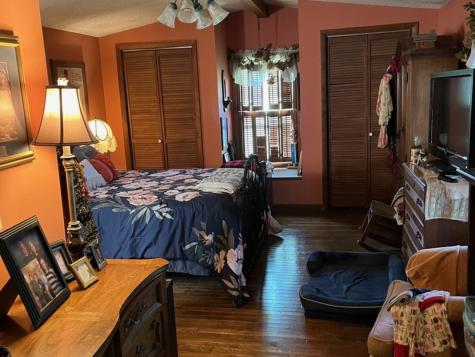 17376 Garrett Road Johnston City IL 62951
