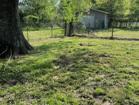 17376 Garrett Road Johnston City IL 62951