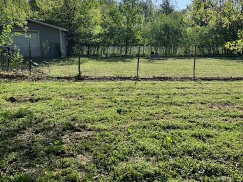 17376 Garrett Road Johnston City IL 62951