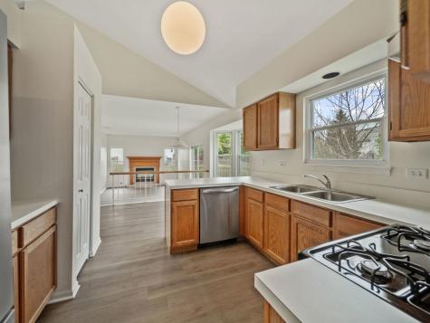 1433 Polo Drive Bartlett IL 60103