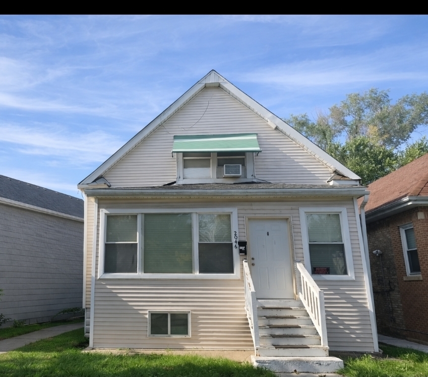 2046 North Narragansett Avenue Chicago IL 60639