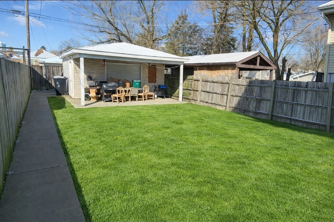 2046 North Narragansett Avenue Chicago IL 60639