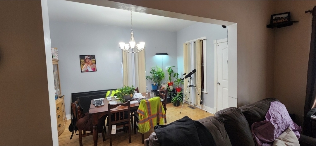 2046 North Narragansett Avenue Chicago IL 60639