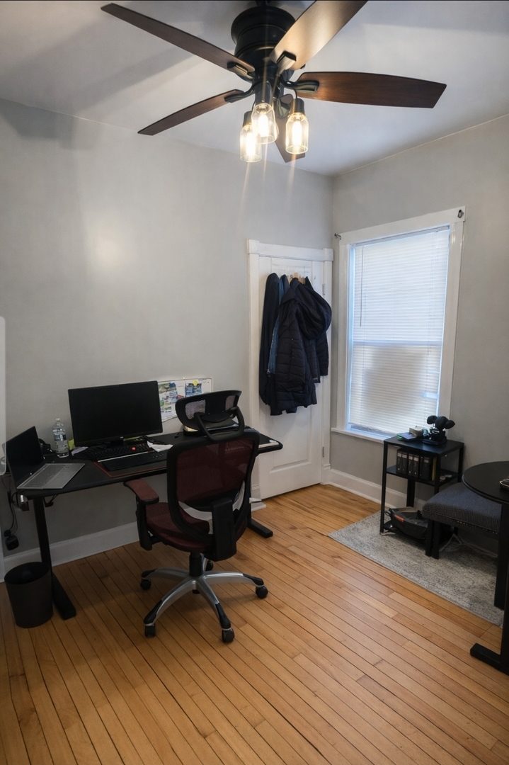 2046 North Narragansett Avenue Chicago IL 60639