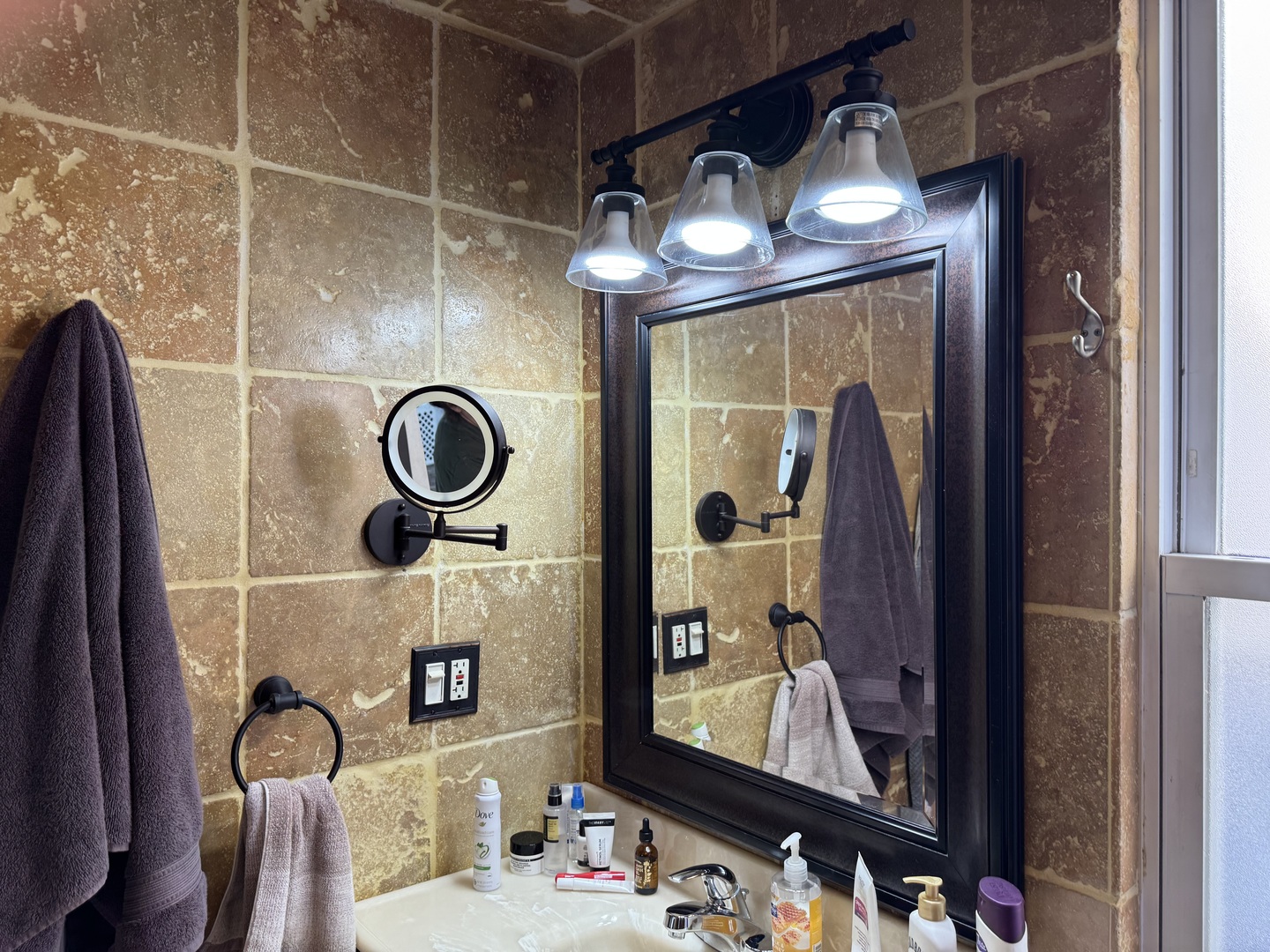 3908 North Bernard Street Chicago IL 60618