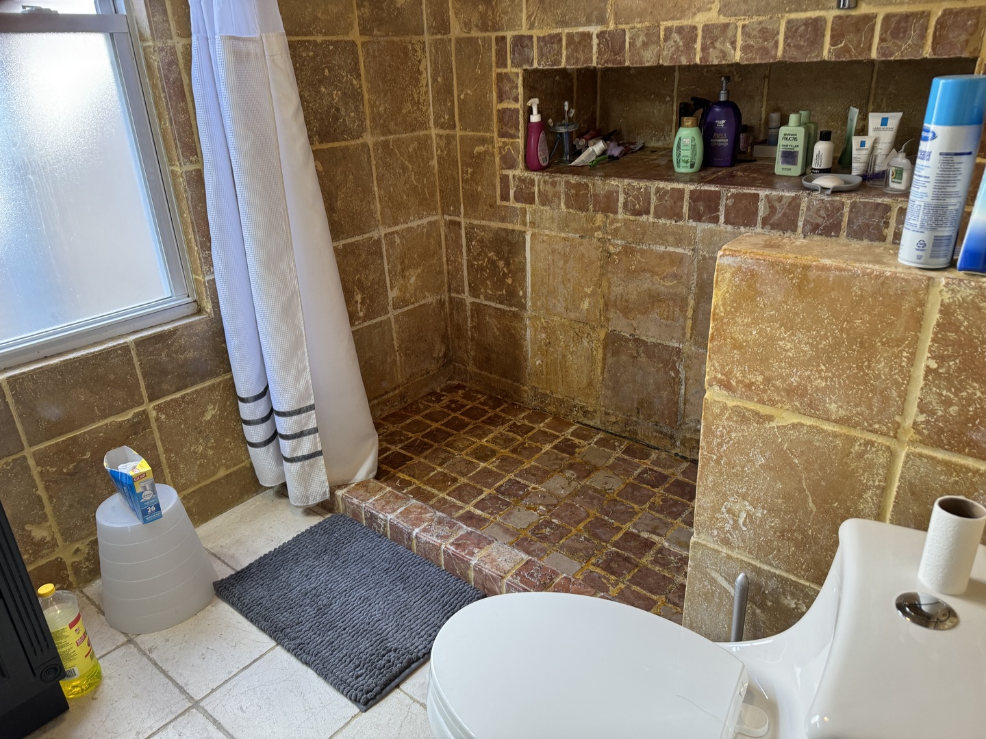 3908 North Bernard Street Chicago IL 60618